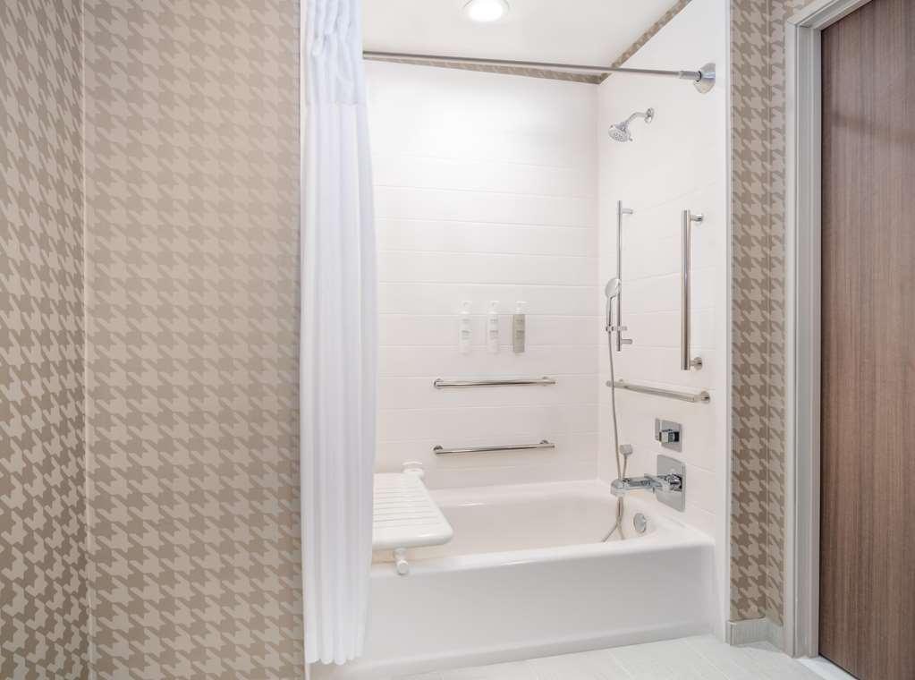 Home2 Suites By Hilton Lake Havasu City Room photo